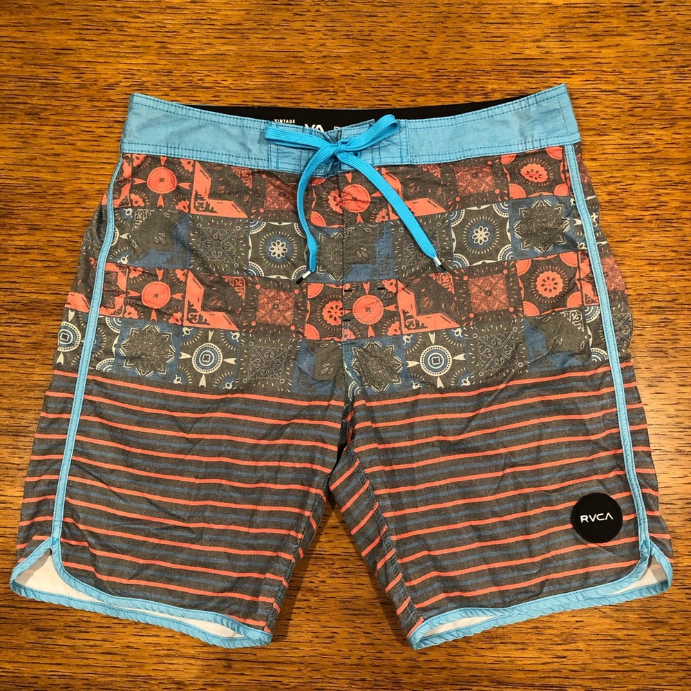 RVCA Men’s Vintage Stretch Boardshorts